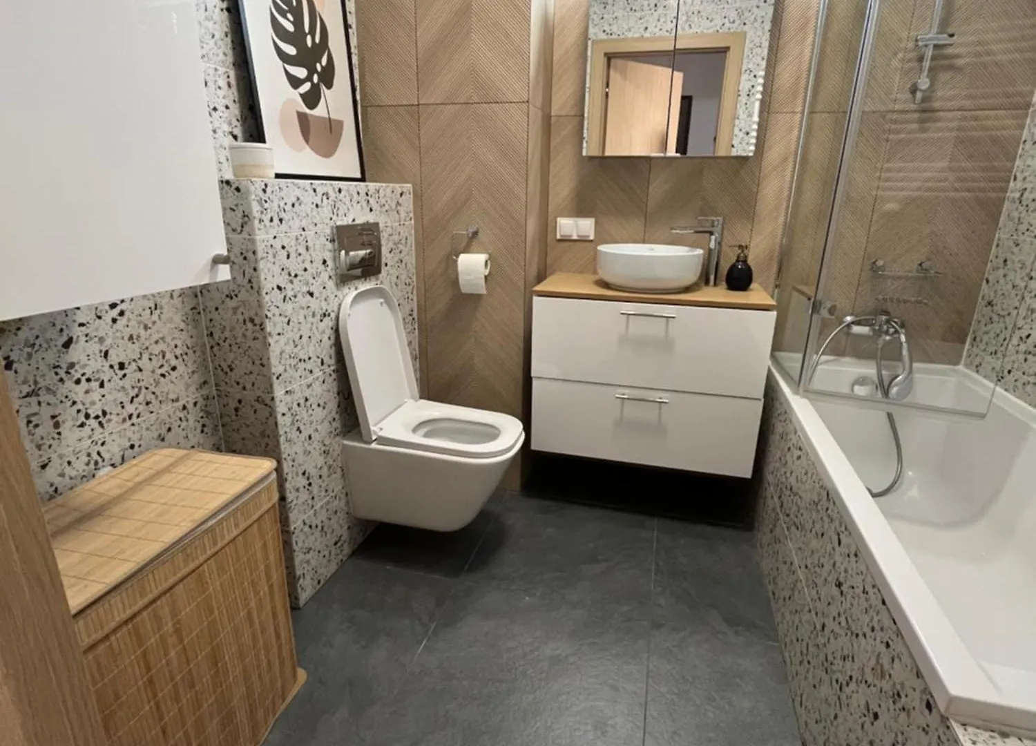 Appartement Sky Line Boarding Stay 6 Persons 24 7 Check In Warschau Polen
